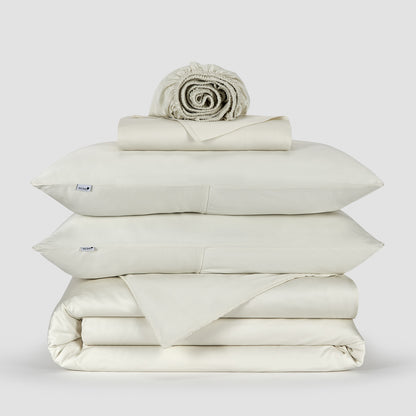 Jogo Capa de Edredão roupa de cama Branco pérola bambu by Momo Cotton – tecido de cetim 300 fios, suave, respirável e sustentável.