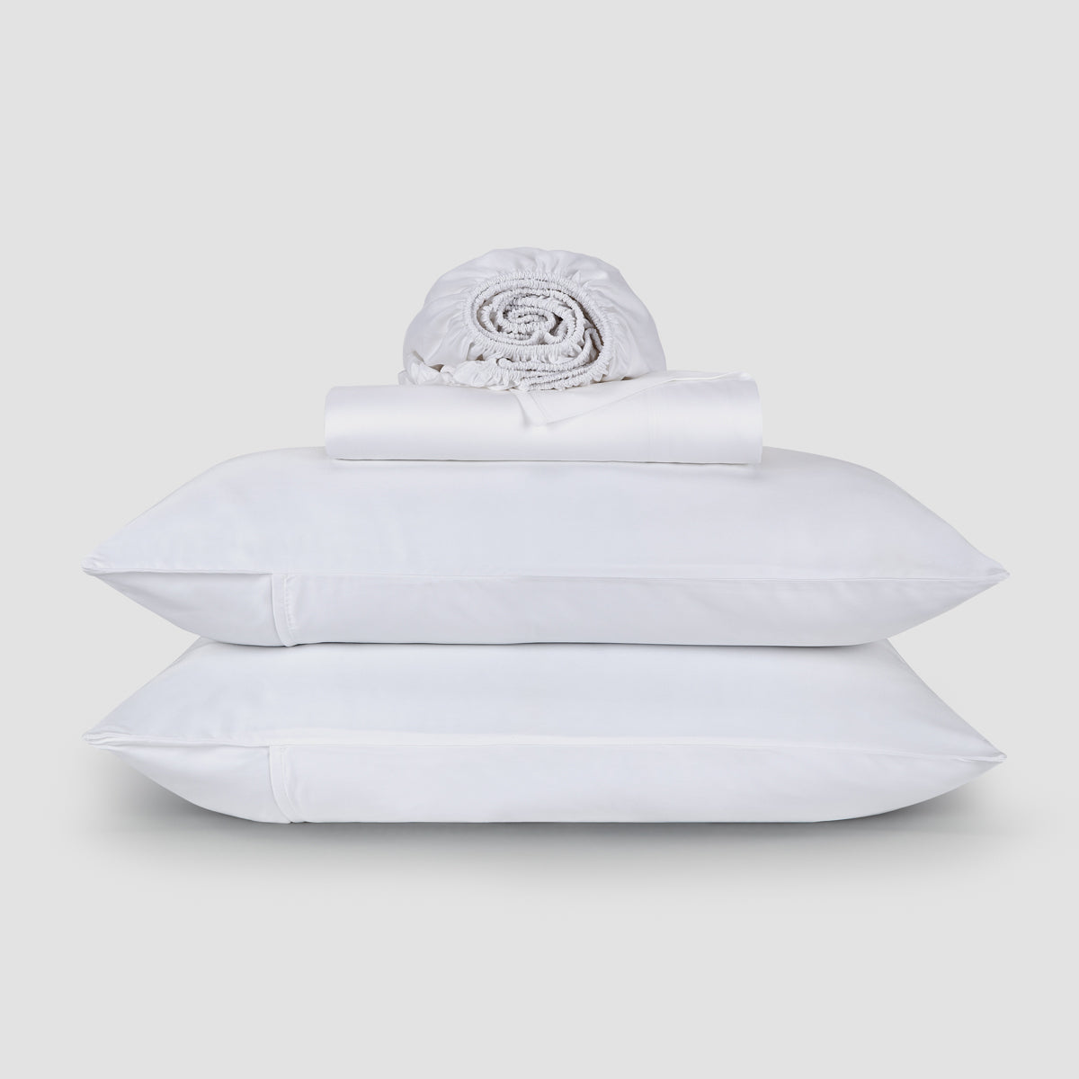 Jogo Lençol de Cima Branco bambu by Momo Cotton – tecido de cetim 300 fios, suave, respirável e sustentável.